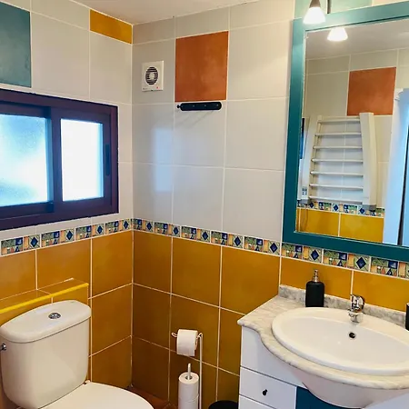 With Bathroom In Private House Casa Mar *